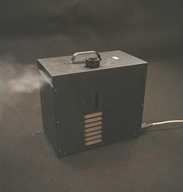 Nebel- / Dunstmaschine "Reel EFX DF-50" inkl. ext. Timer / Case und Fluid