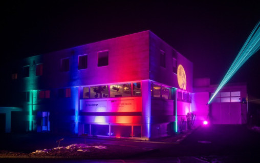 Fassadenbeleuchtung Inhouse-Event 2026 