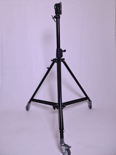 Stativ mit Rollen, 25Kg, 1.6m
